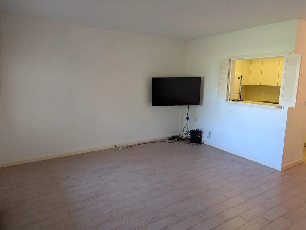 190 Oakridge M Deerfield Beach FL 33442