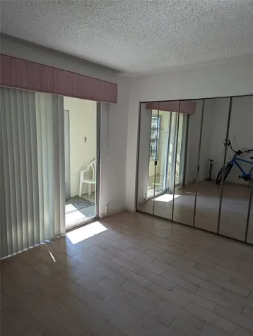 190 Oakridge M Deerfield Beach FL 33442