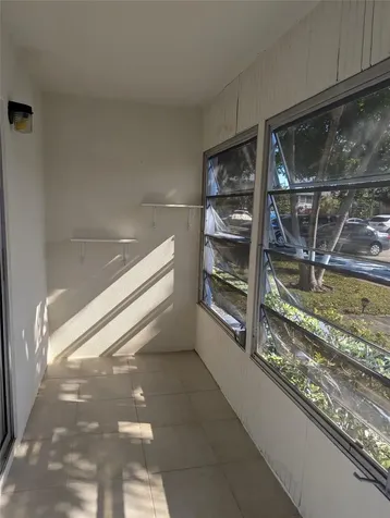 190 Oakridge M Deerfield Beach FL 33442