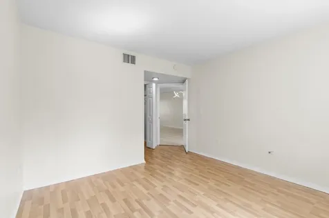 7850 NW 6th Street Pembroke Pines FL 33024