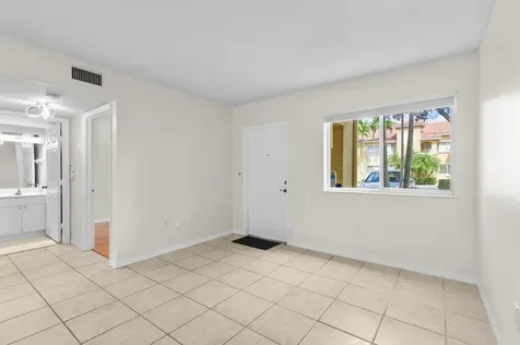 7850 NW 6th Street Pembroke Pines FL 33024
