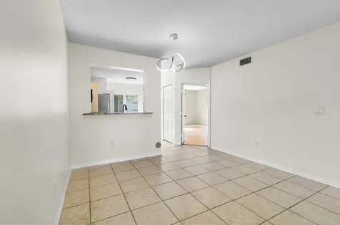7850 NW 6th Street Pembroke Pines FL 33024