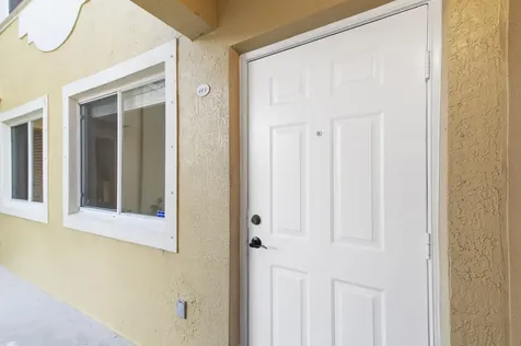 7850 NW 6th Street Pembroke Pines FL 33024