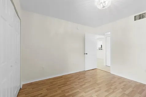 7850 NW 6th Street Pembroke Pines FL 33024
