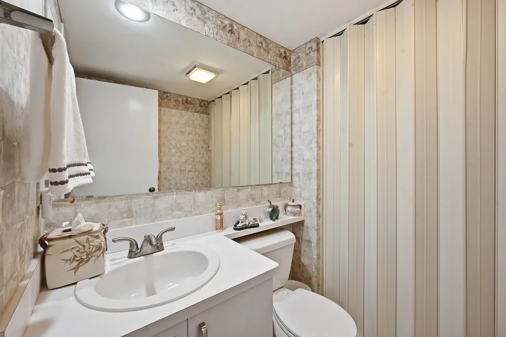 1485 Augusta Circle Delray Beach FL 33445