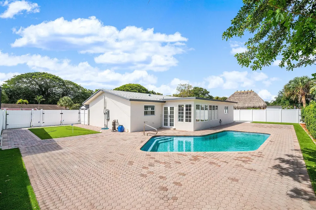 1531 NW 4th Street Boca Raton FL 33486