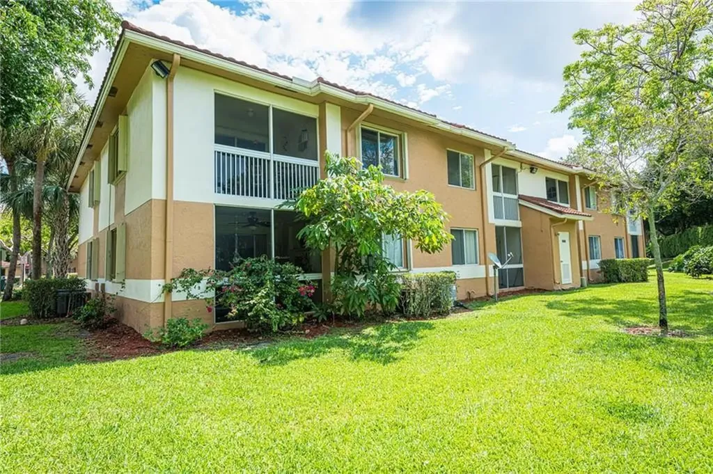 720 NW 91st Terrace Plantation FL 33324