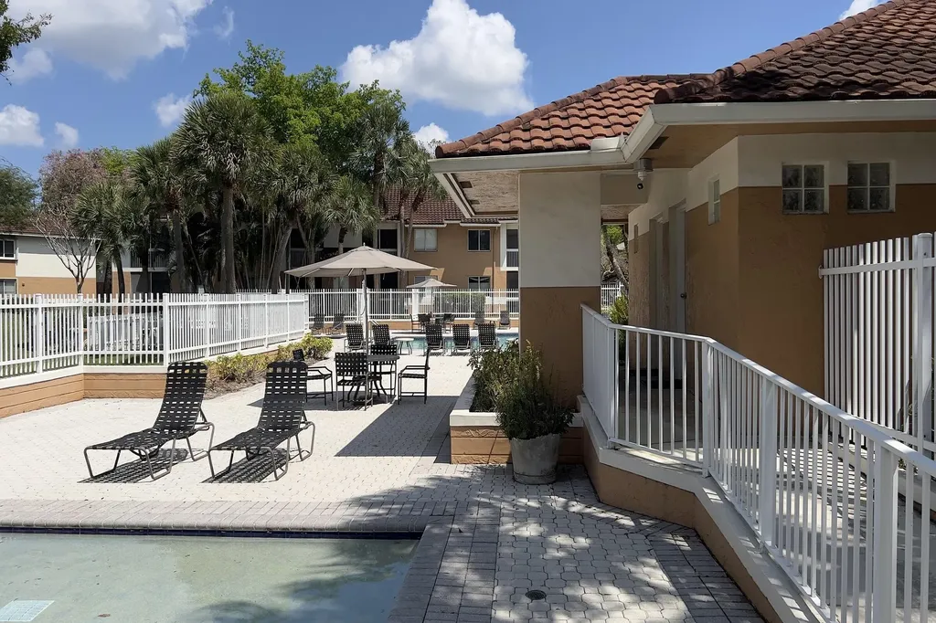 720 NW 91st Terrace Plantation FL 33324