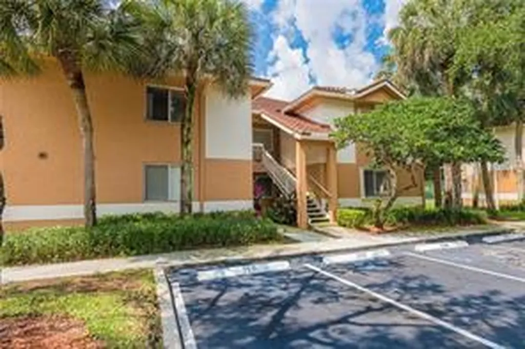 720 NW 91st Terrace Plantation FL 33324
