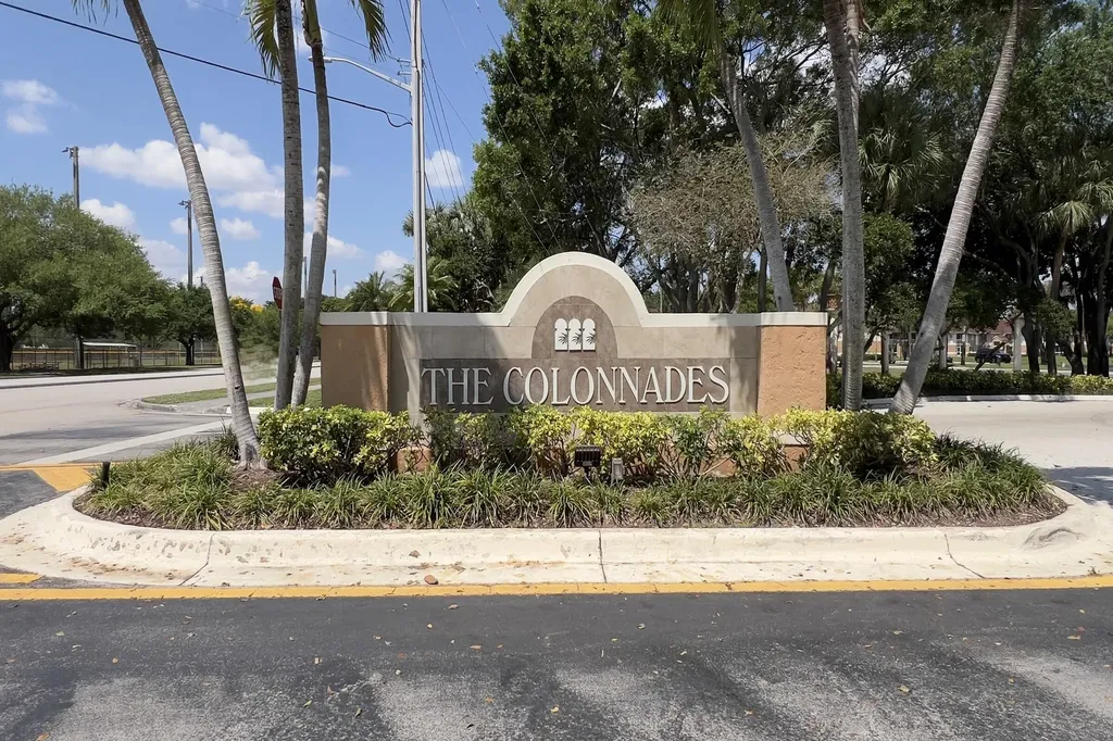 720 NW 91st Terrace Plantation FL 33324