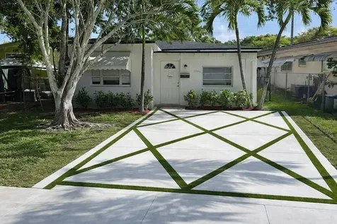 1946 Rodman Street Hollywood FL 33020