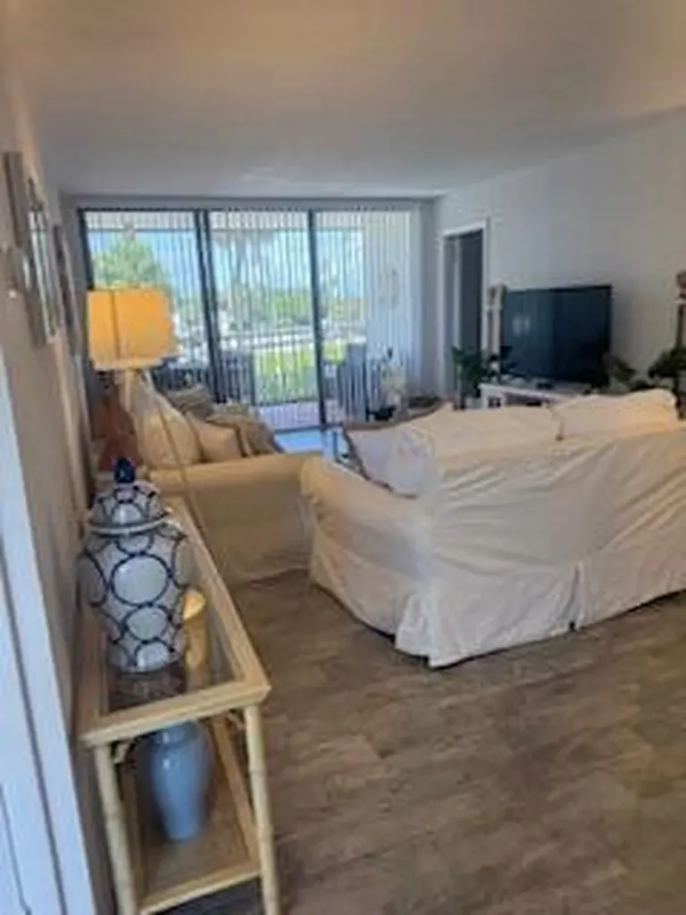 225 S Beach Road Jupiter FL 33469