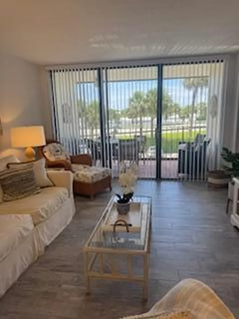 225 S Beach Road Jupiter FL 33469