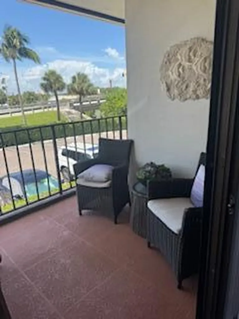 225 S Beach Road Jupiter FL 33469