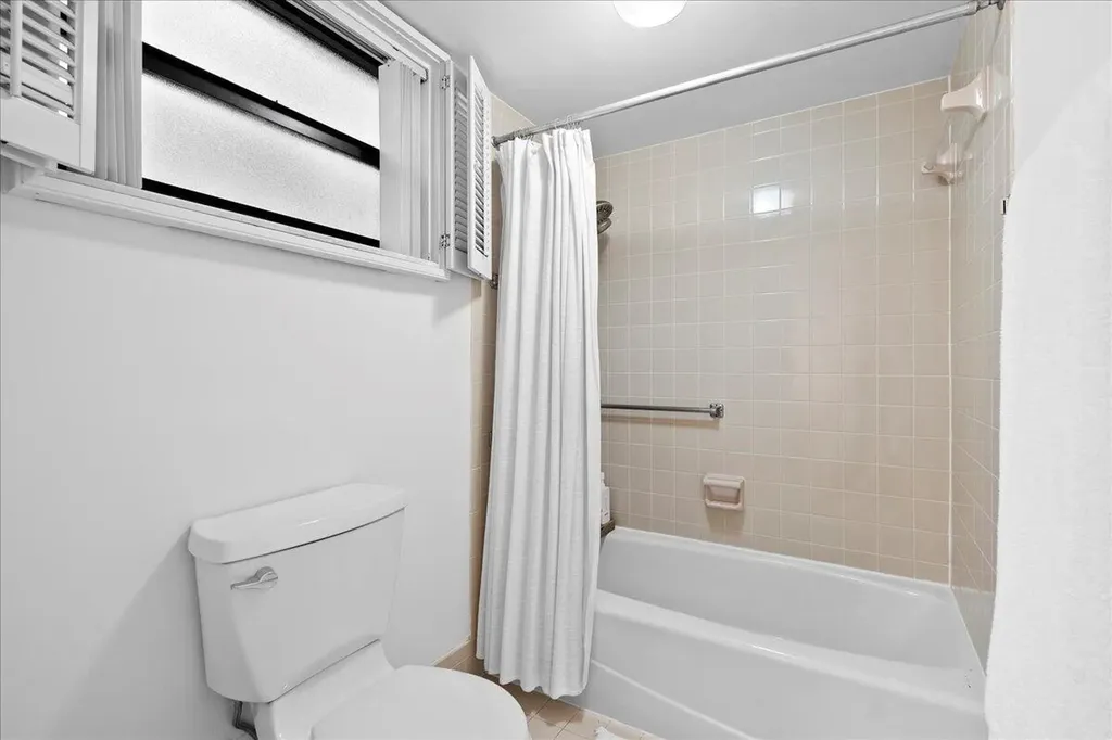11863 Wimbledon Circle Wellington FL 33414