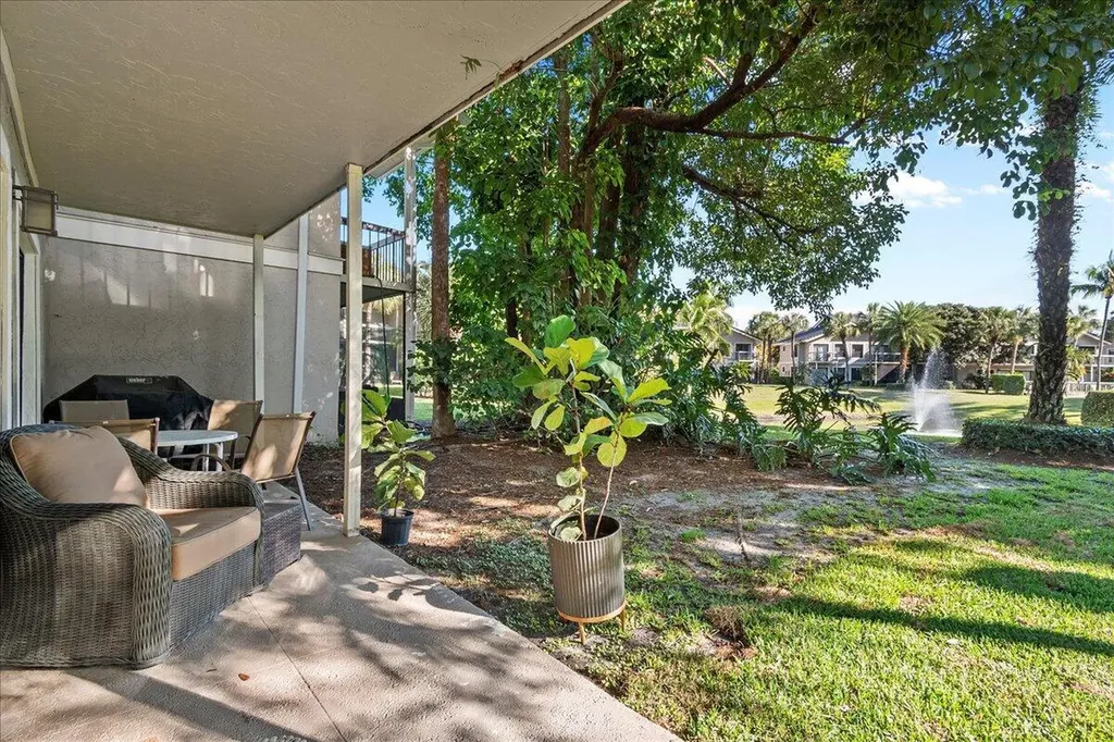 11863 Wimbledon Circle Wellington FL 33414
