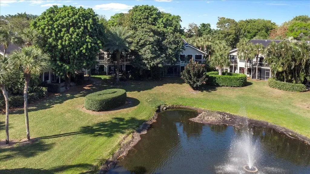 11863 Wimbledon Circle Wellington FL 33414