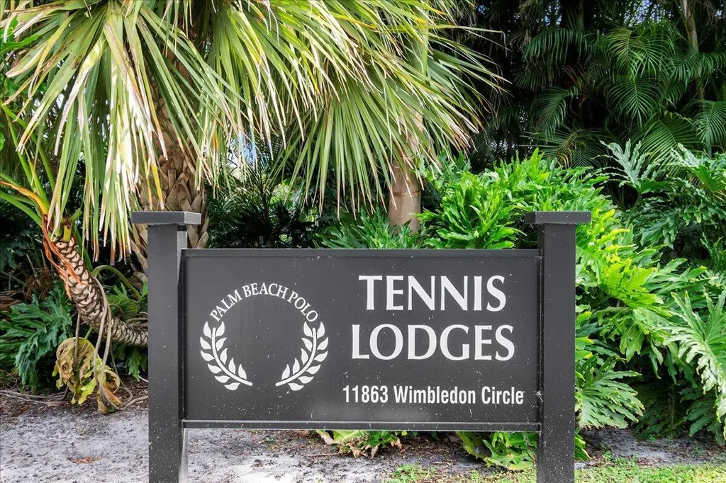 11863 Wimbledon Circle Wellington FL 33414