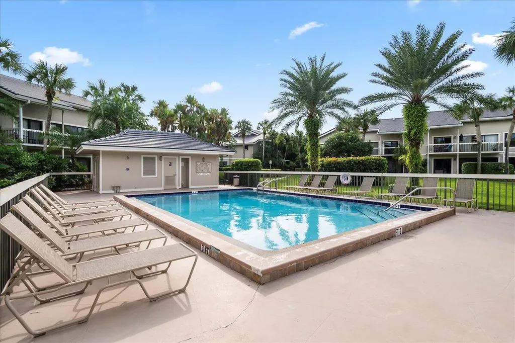 11863 Wimbledon Circle Wellington FL 33414