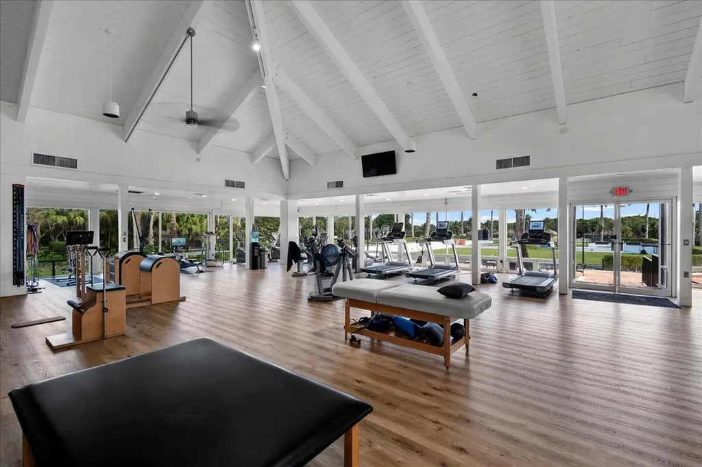 11863 Wimbledon Circle Wellington FL 33414
