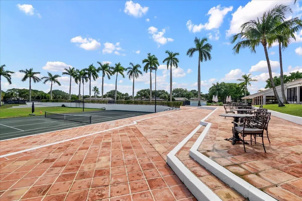 11863 Wimbledon Circle Wellington FL 33414