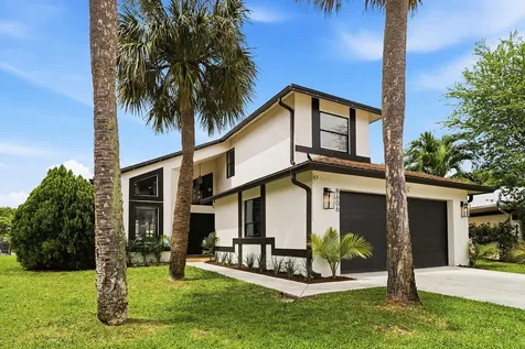 8606 Jared Way Boca Raton FL 33433