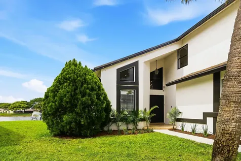 8606 Jared Way Boca Raton FL 33433