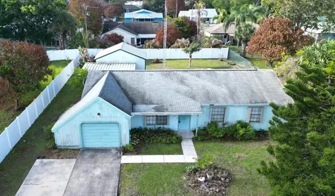 2262 SE Tile Terrace Port St Lucie FL 34952