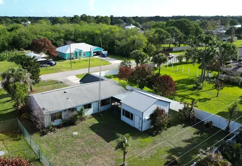 2262 SE Tile Terrace Port St Lucie FL 34952