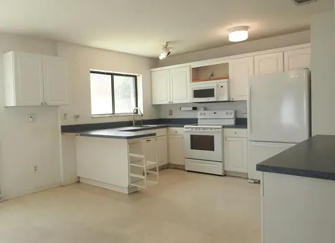 2262 SE Tile Terrace Port St Lucie FL 34952