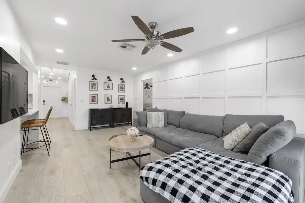 1145 Hickory Trail Wellington FL 33414