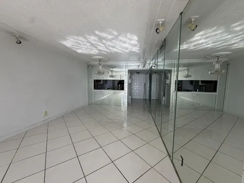 112 Lake Emerald Drive Oakland Park FL 33309