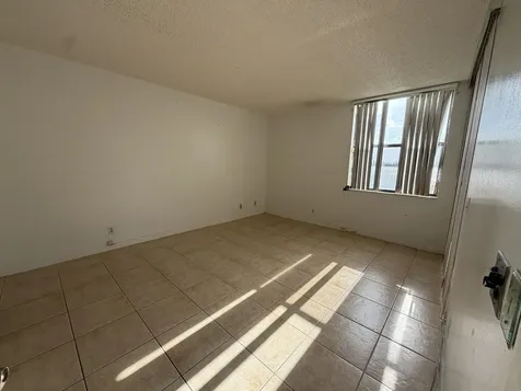 112 Lake Emerald Drive Oakland Park FL 33309