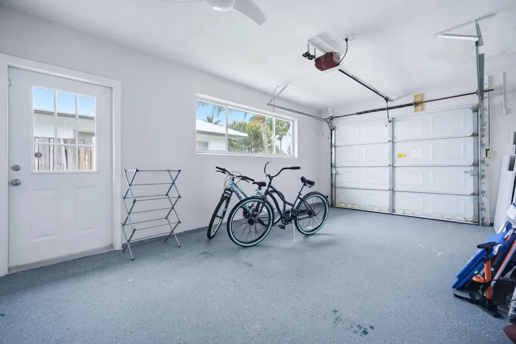 2740 SE 7th Street Pompano Beach FL 33062