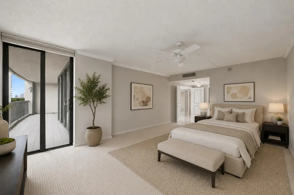 2480 Presidential Way West Palm Beach FL 33401