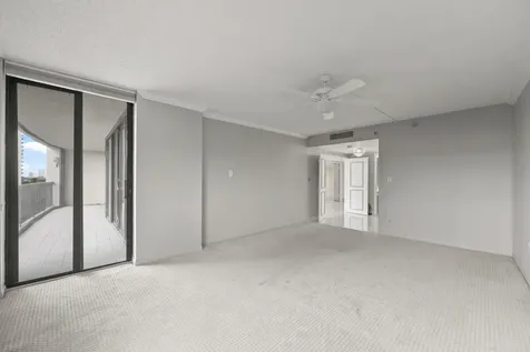 2480 Presidential Way West Palm Beach FL 33401