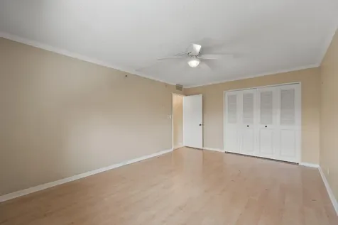 2480 Presidential Way West Palm Beach FL 33401