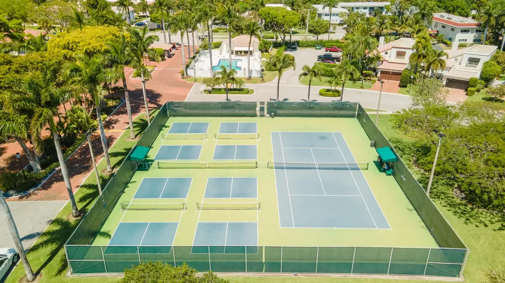 221 Pelican Way Delray Beach FL 33483