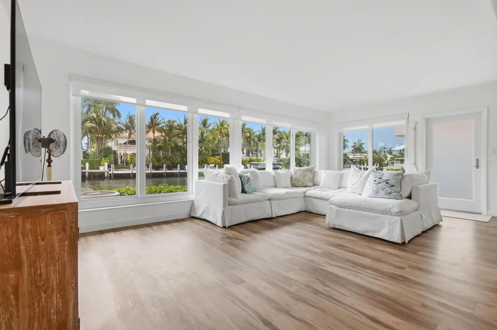 180 Isle Of Venice Drive Fort Lauderdale FL 33301