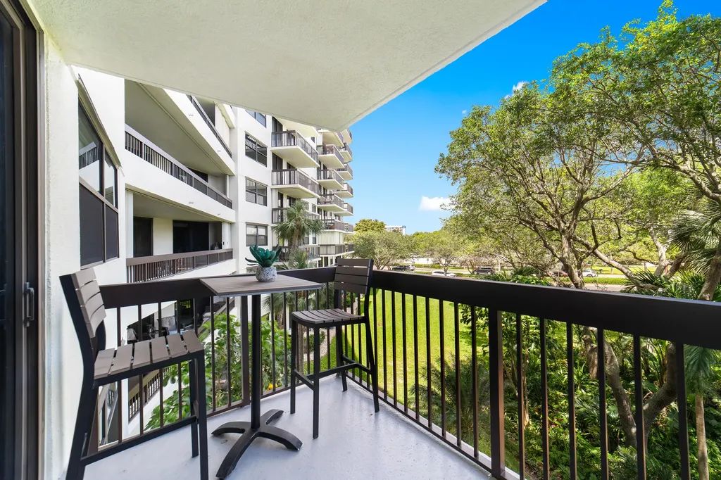 2900 NE 14th Street Causeway Pompano Beach FL 33062