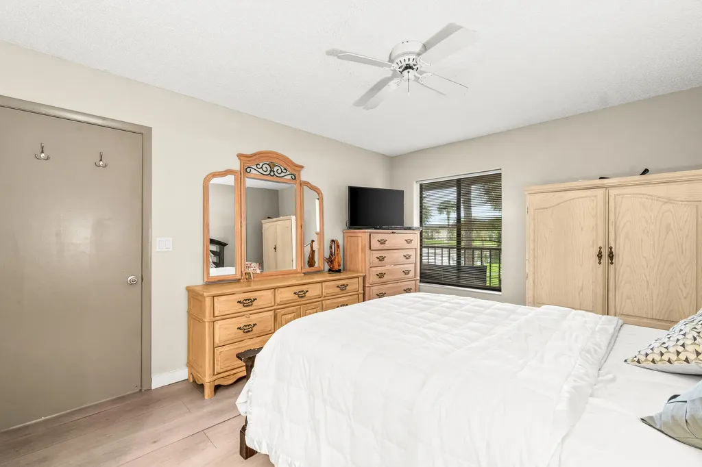 5370 Las Verdes Circle Delray Beach FL 33484