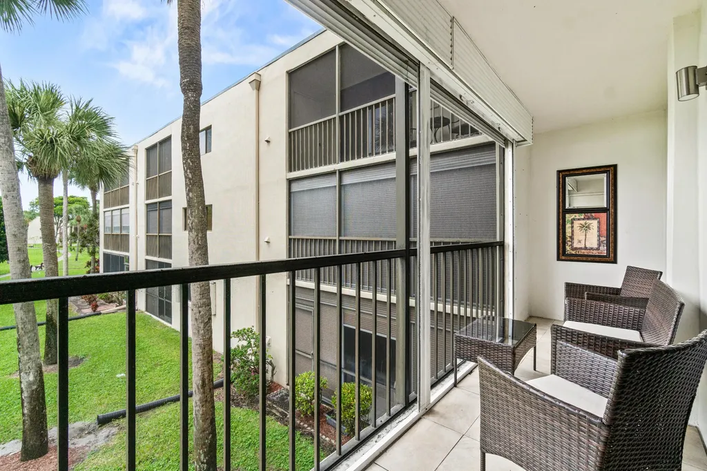 5370 Las Verdes Circle Delray Beach FL 33484