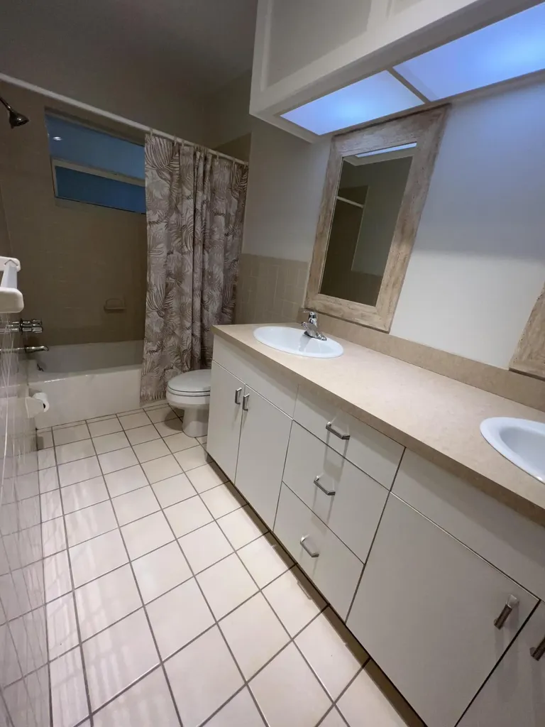 1050 E Sample Road Pompano Beach FL 33064