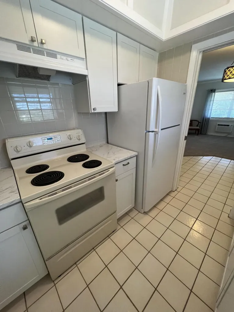 1050 E Sample Road Pompano Beach FL 33064