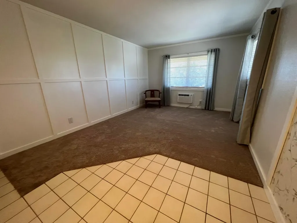1050 E Sample Road Pompano Beach FL 33064