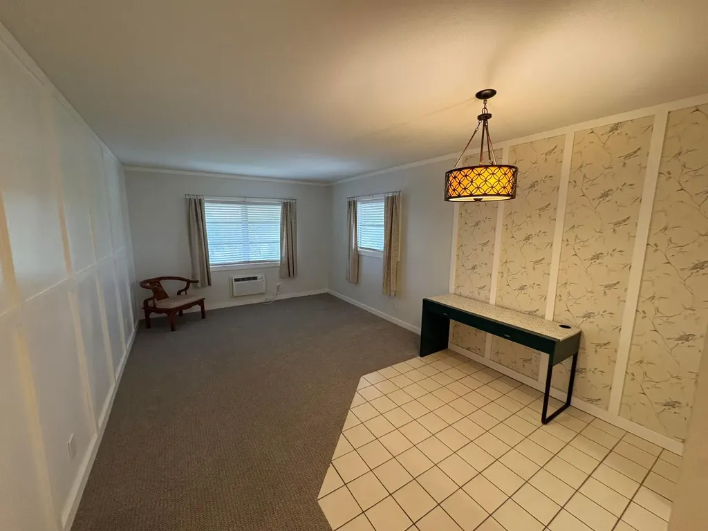 1050 E Sample Road Pompano Beach FL 33064