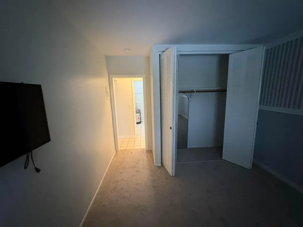 1050 E Sample Road Pompano Beach FL 33064