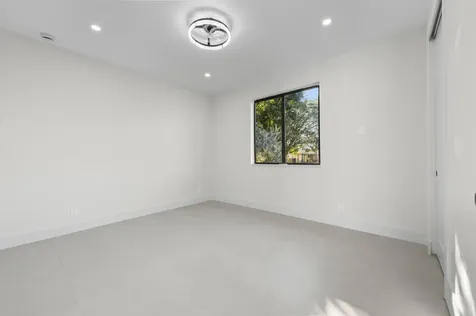 621 NW 42nd Avenue Coconut Creek FL 33066