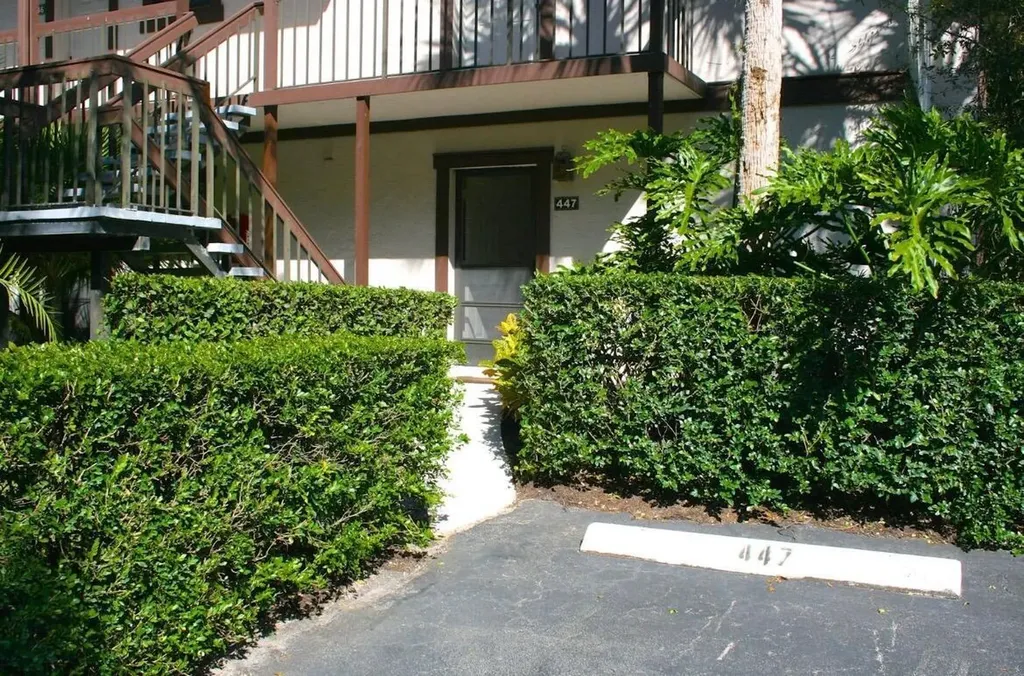 11863 Wimbledon Circle Wellington FL 33414