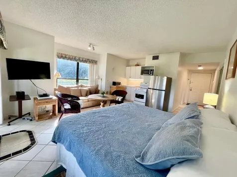 11863 Wimbledon Circle Wellington FL 33414